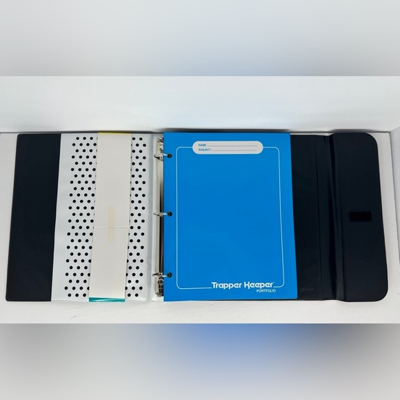 Trapper Keeper Retro Design 1” Binder Including 2 Folders Mead NEW - Picture 7 of 12